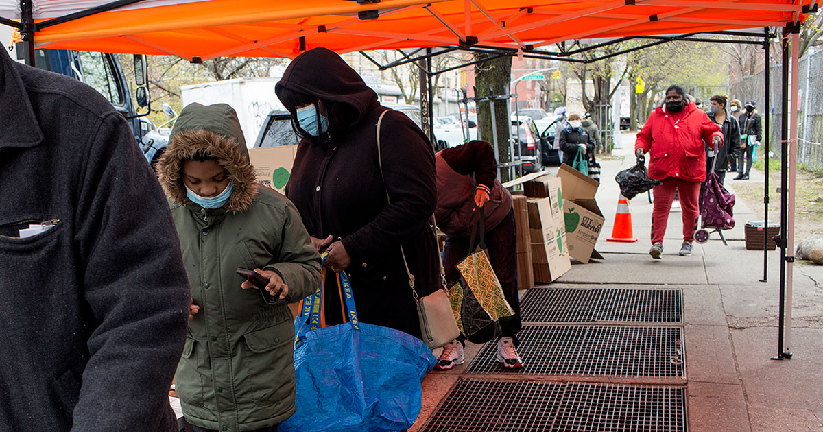 2019 Andrew Carnegie Fellow Raj Chetty Develops Data Tracker to Measure Pandemic’s Economic Impact