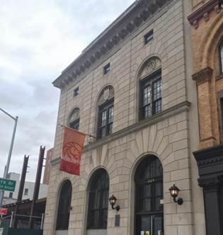 Harlem 125th street Public Library | Photo by Jan Ransom / New York Daily News