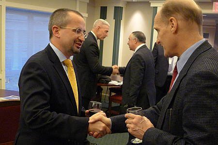 Brigadier General Peter Zwack, U.S. Defense Attaché, Moscow, with Russia’s Deputy Chief of Mission Oleg Stepanov. In the background, Brigadier General Brian Beaudreault and General-Major Mikhail Sinyukov, who both participated in the exchange program.