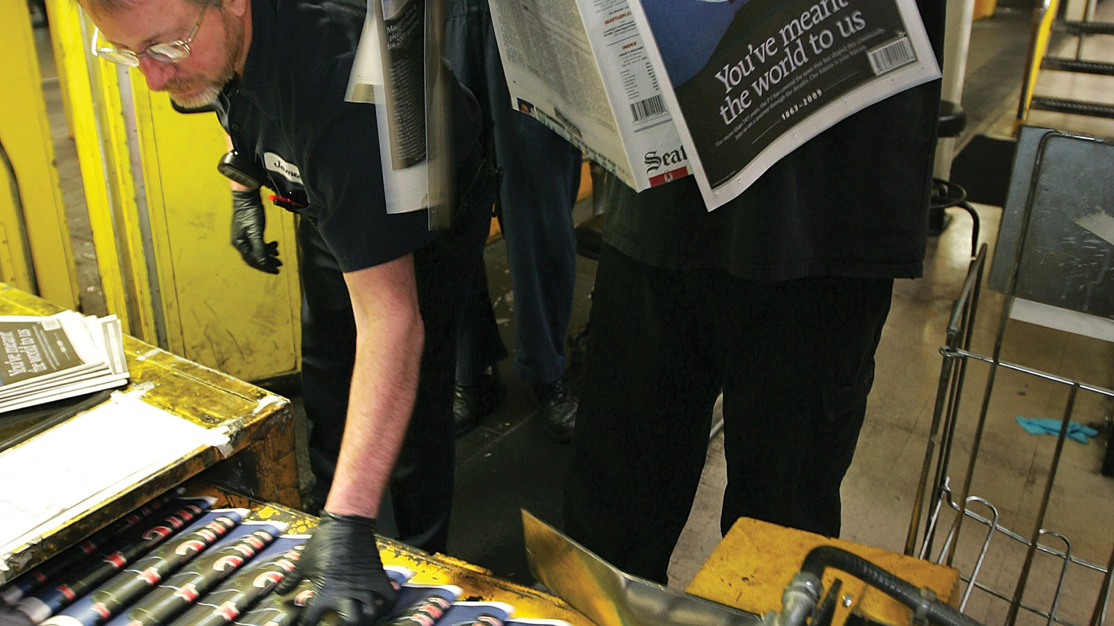 Does Local News Reduce Polarization?