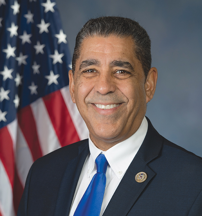 Adriano Espaillat