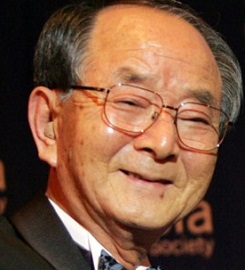 Chong-Moon Lee