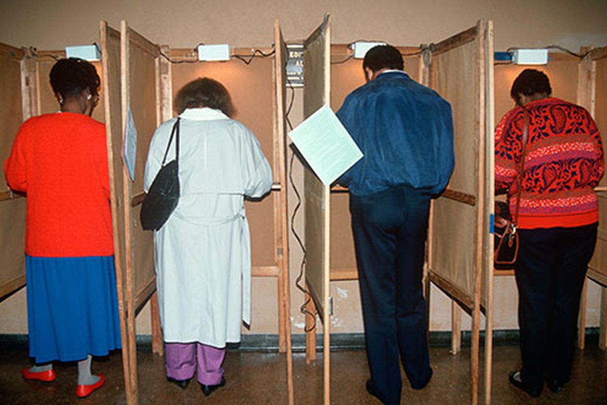 The Corporation’s first grants to the Brennan Center funded a public education initiative about campaign finance reform.