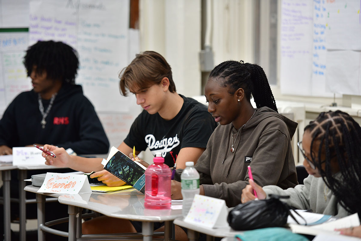Students take part in a Bard Early College course. The program was among the first to bring intensive college prep to low-income high schoolers. After two years of instruction in the fundamentals needed for higher education, students at Early Colleges jump into credit-bearing courses often found in the first year at top colleges. (Credit: Bard Early College)